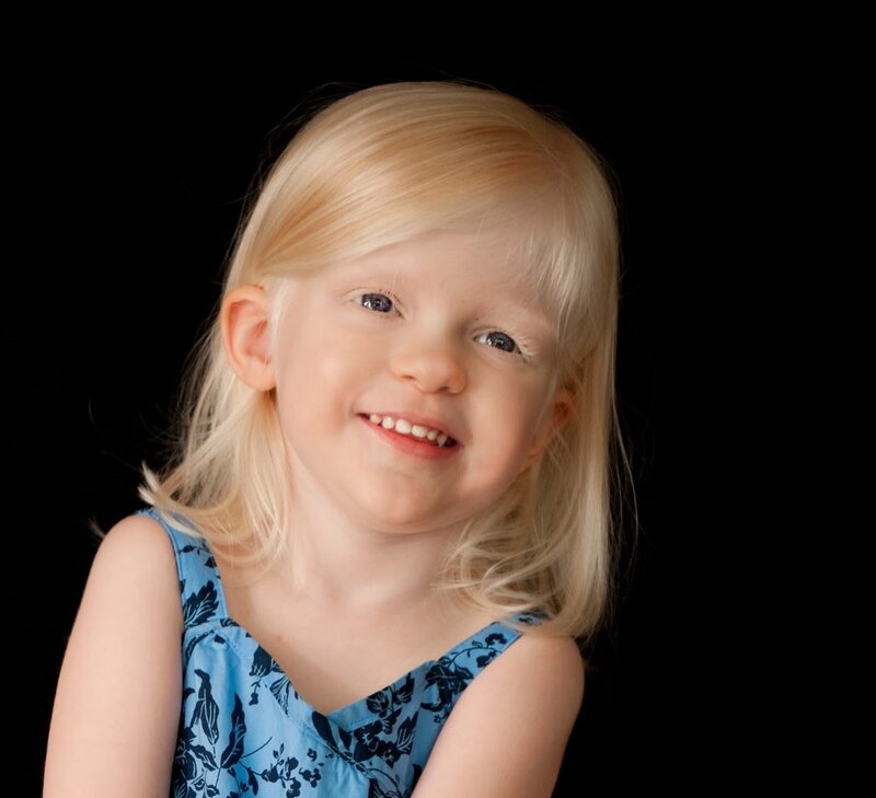 Blonde Girl Smiling — Blue, Happy