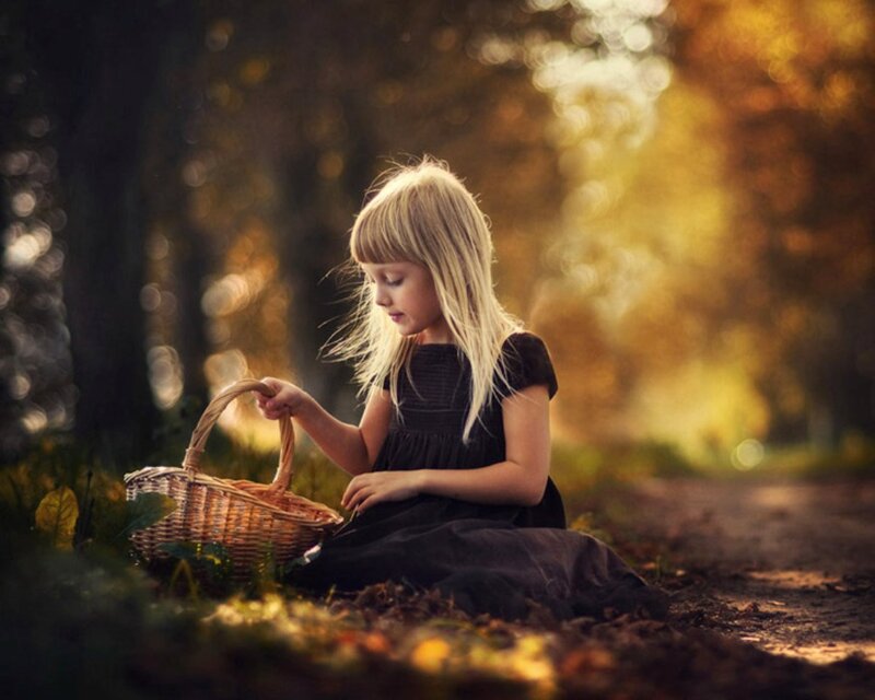 Blonde Girl with Basket — Brown