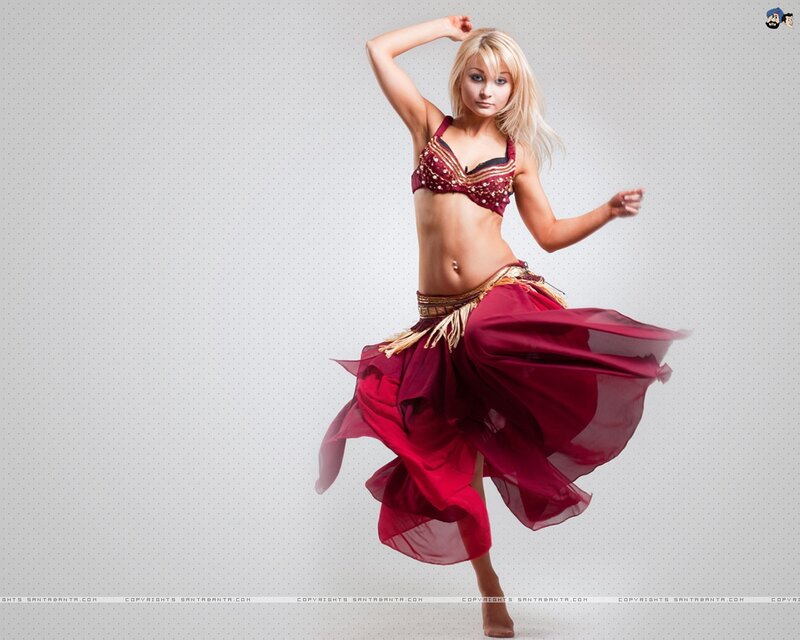 Blonde Woman Dancing — Red, Dynamic