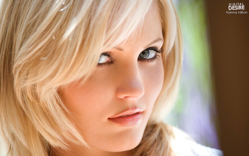 Blonde Woman in Close-up — Calm, Photograph