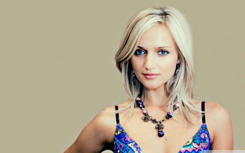 Blonde Woman in Top — Blue