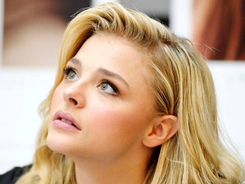 Blonde Woman Looking Up — Neutral