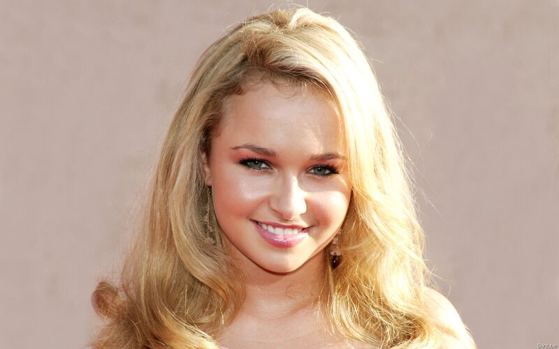 blonde woman smiling at event