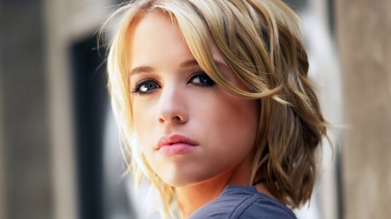 blonde woman with blue eyes