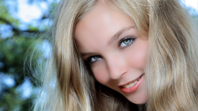 blonde woman with blue eyes