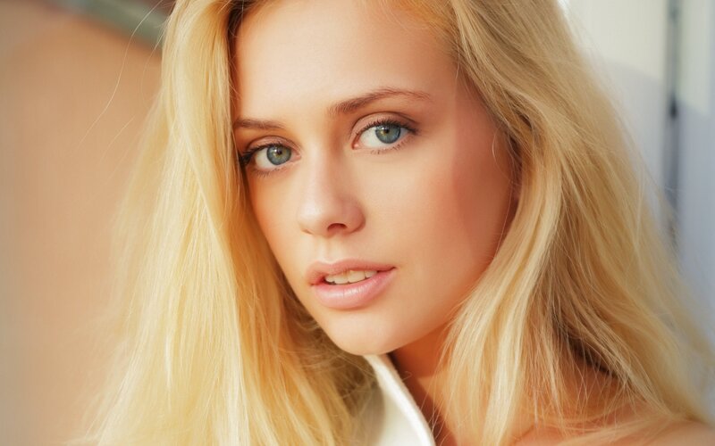 blonde woman with blue eyes