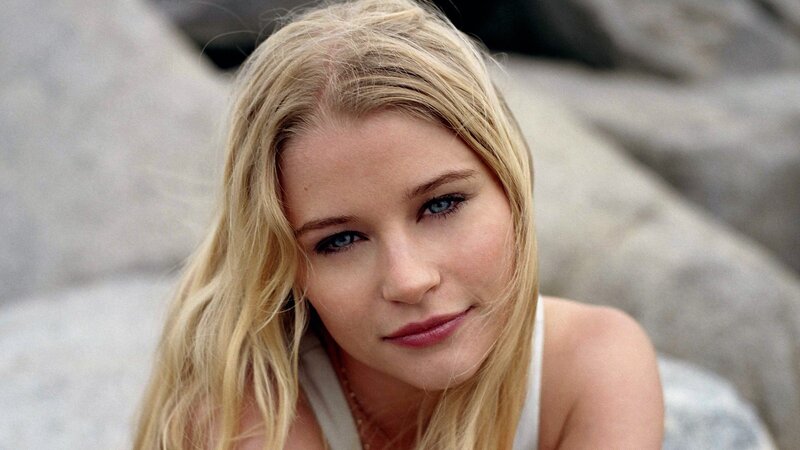 blonde woman with blue eyes