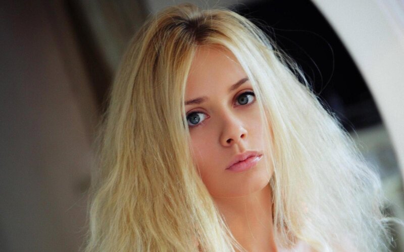 blonde woman with blue eyes