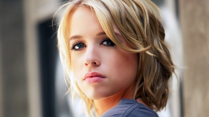 blonde woman with blue eyes