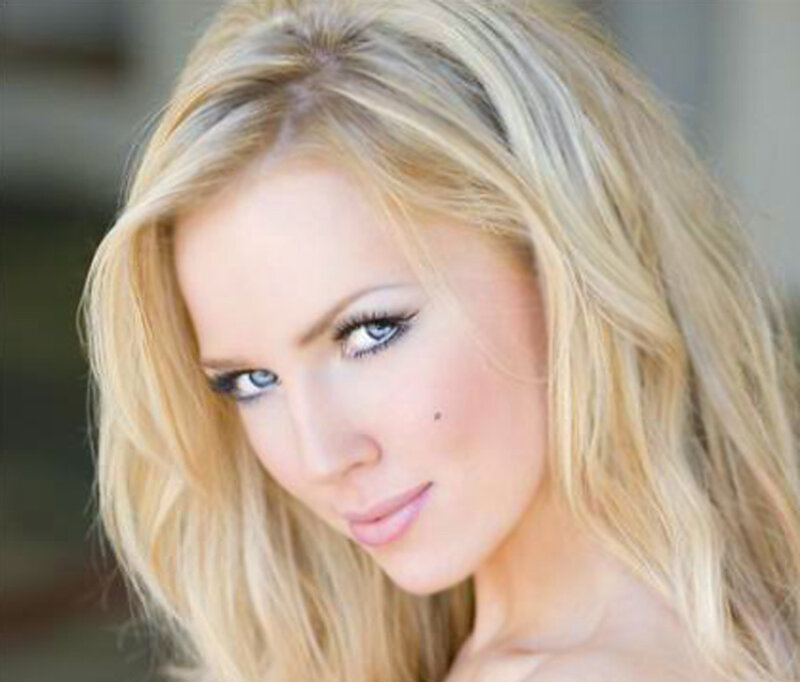 Blonde Woman with Blue Eyes — Neutral, Photograph