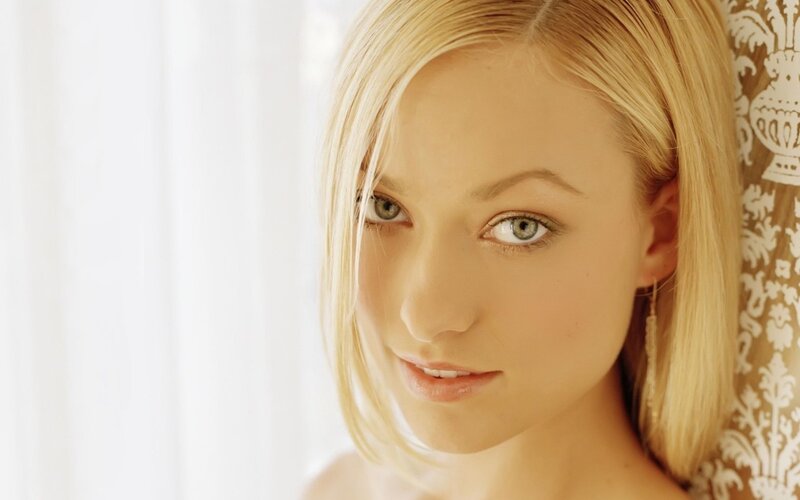 Blonde Woman with Green Eyes — Calm, Photograph, Curtain