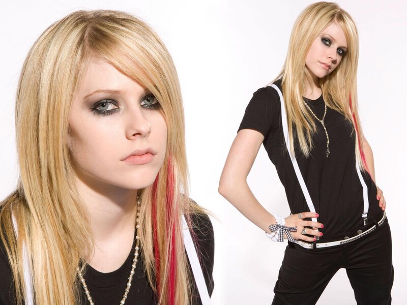 Blonde Woman with Makeup — Black
