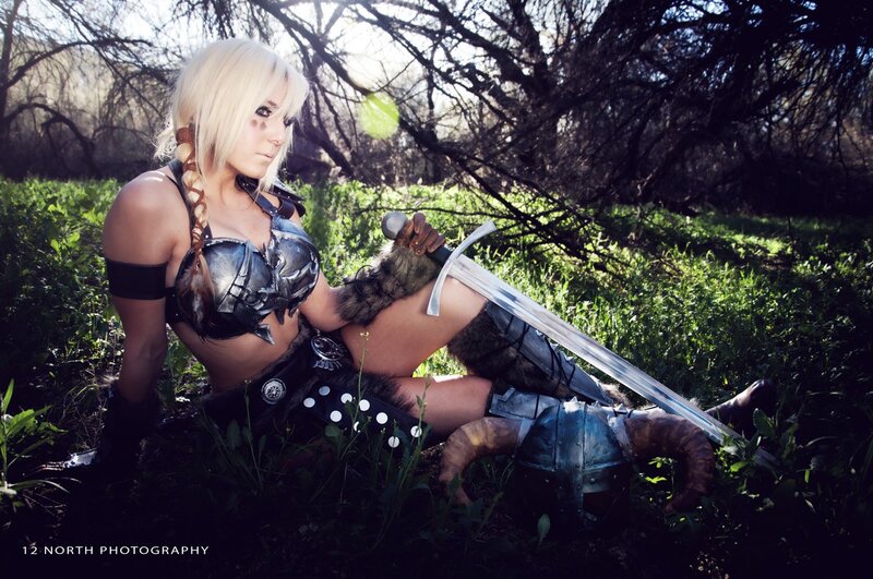 Blonde Woman with Sword — Green, Dramatic