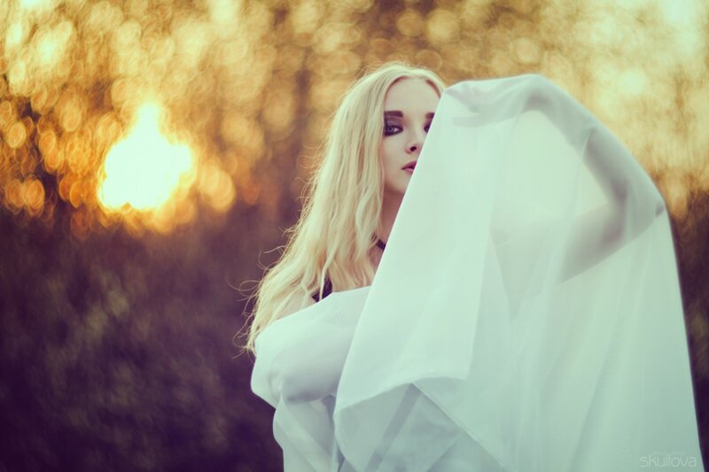Blonde Woman with White Cloth — Dramatic