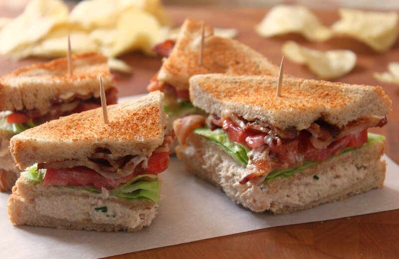 Blt Sandwiches with Chips