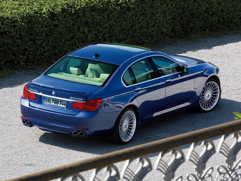 Blue Alpina B7 Biturbo sedan
