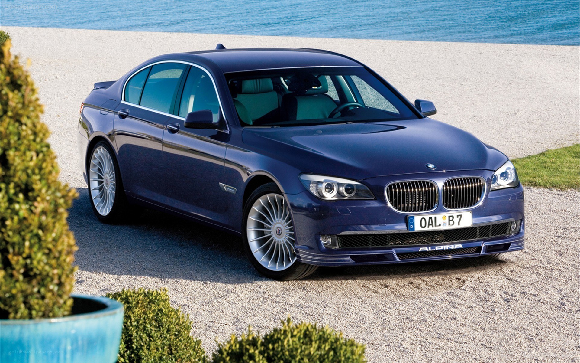 Blue Alpina B7 on a beach