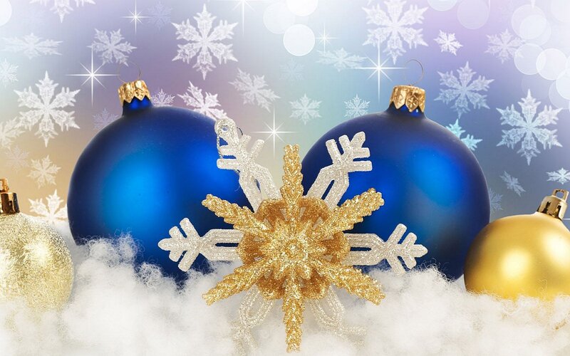 Blue and gold Christmas ornaments