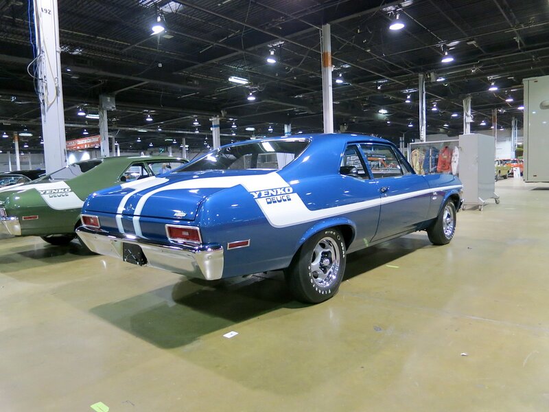 Blue and Green Classic Cars — Neutral