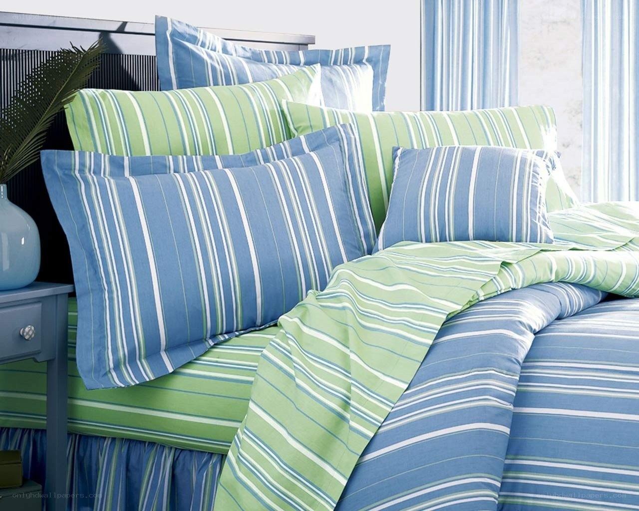 blue and green striped bedding