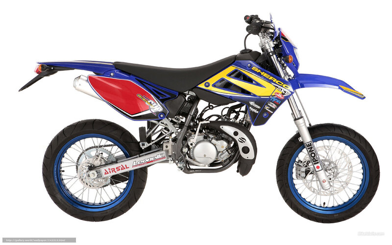 Blue and Red Dirt Bike — Neutral