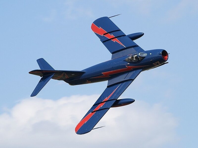 Blue and Red Jet Airplane — Dynamic