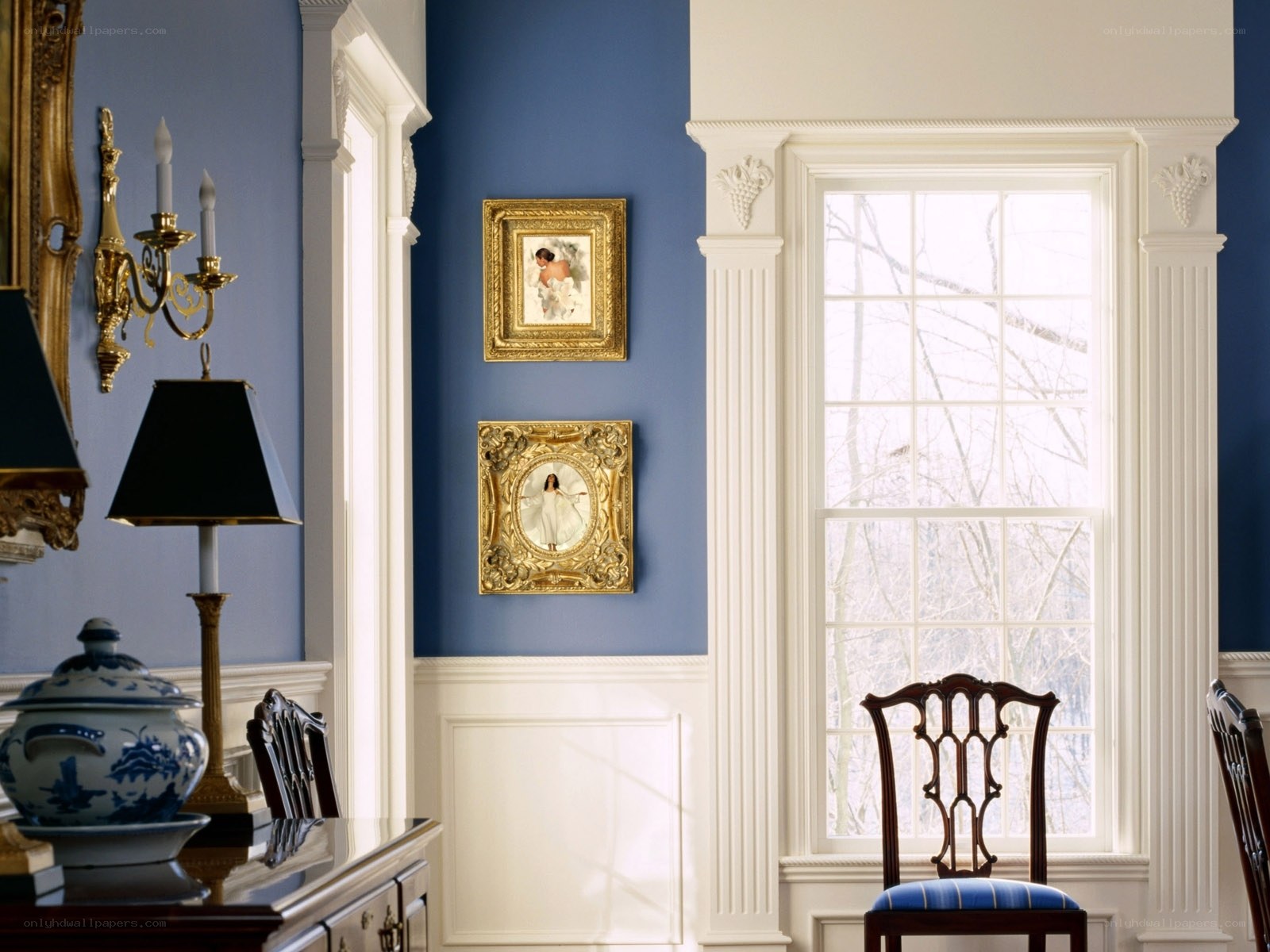blue and white dining room