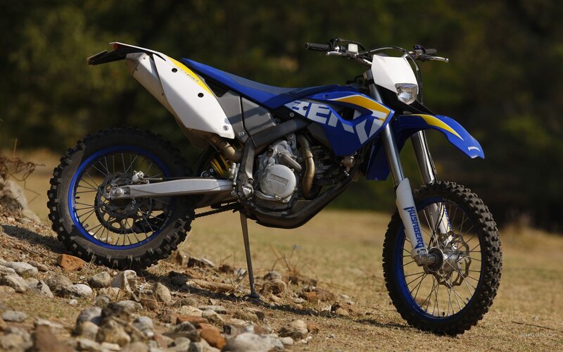 blue and white dirt bike