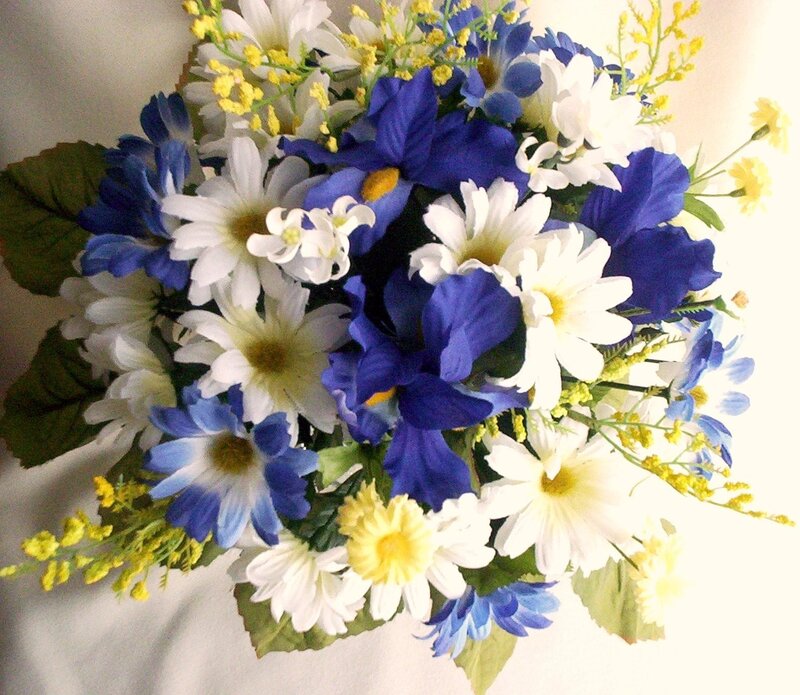 blue and white flower bouquet