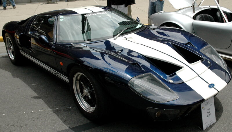 Blue and white Ford GT40