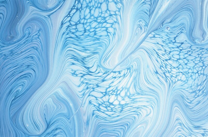 Blue and White Marbled Pattern — Calm