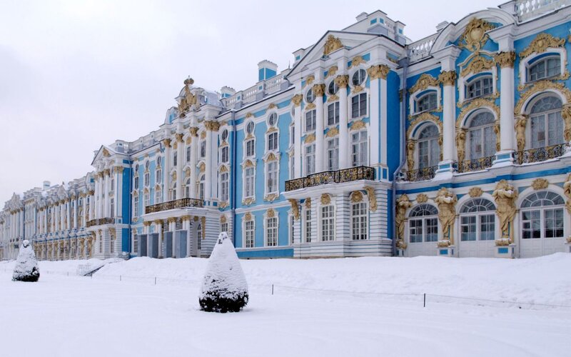 Blue and White Palace — Serene