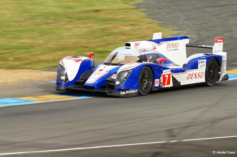Blue and White Race Car — Dynamic, Afternoon, Photograph, Race Track