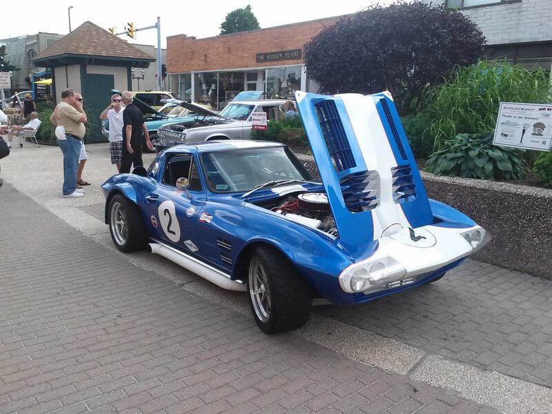 Blue and White Race Car — Outdoor