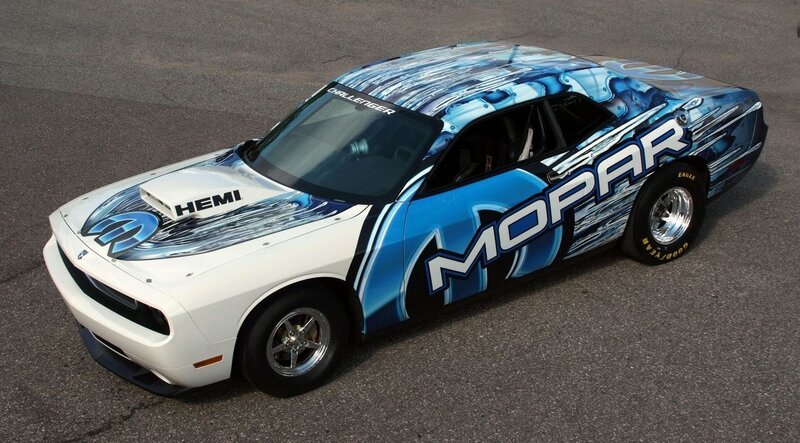 blue and white racing car
