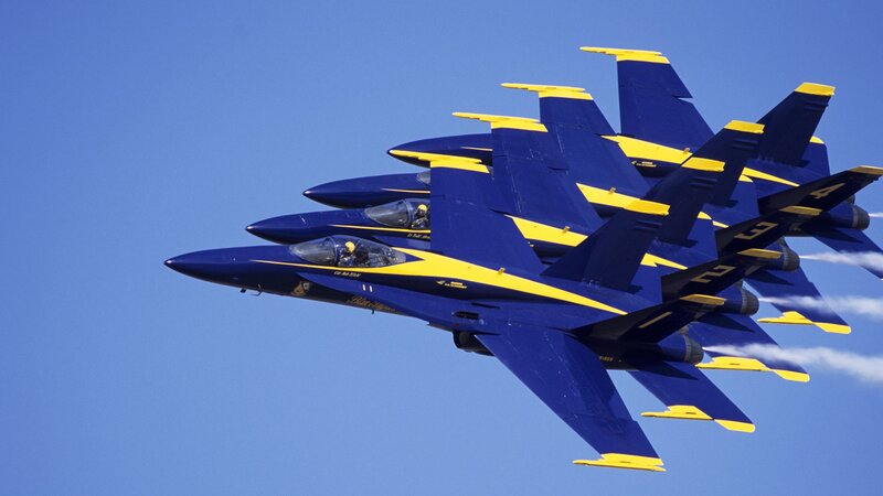 Blue Angels in formation