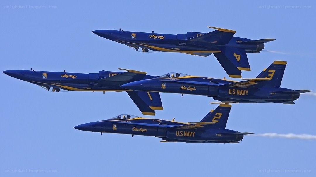 Blue Angels in formation