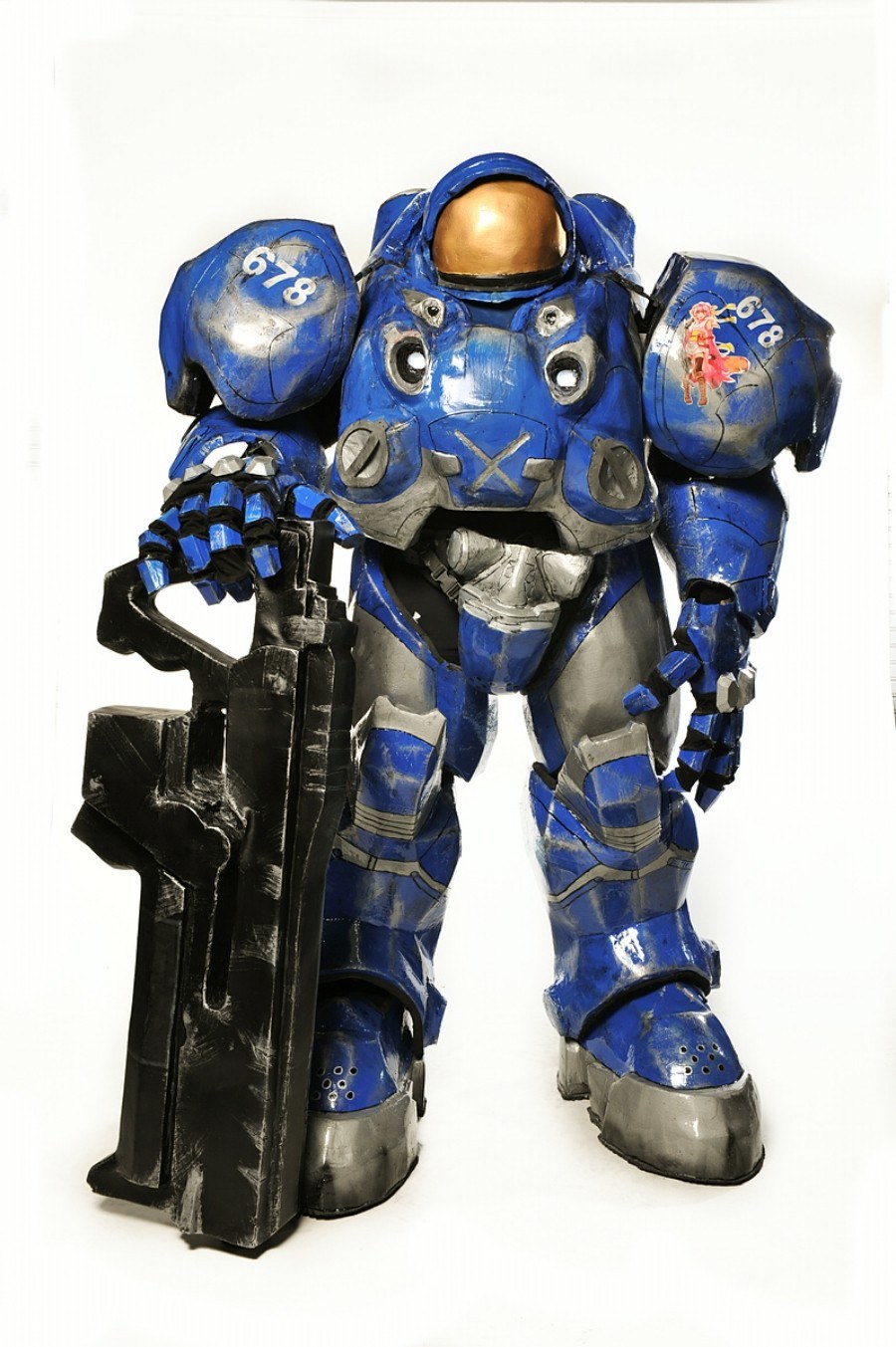 blue armored soldier figure