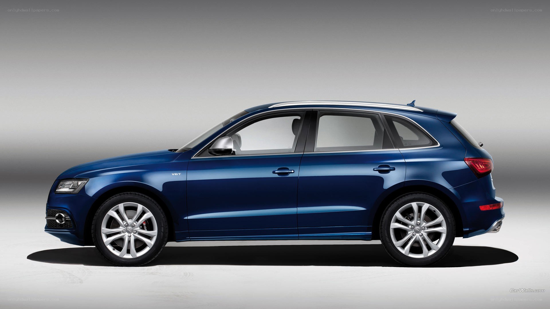 blue audi q5 station wagon