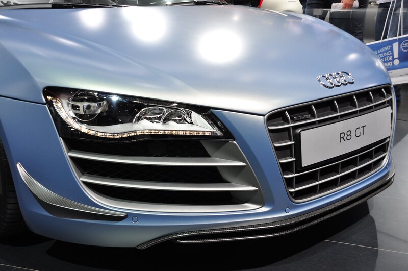 Blue Audi R8 Gt