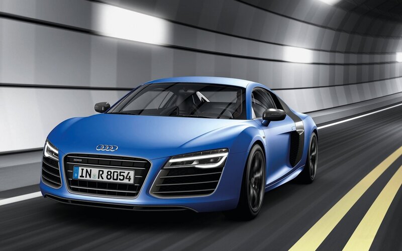 Blue Audi R8 Sports Car — Dynamic, Photograph, Tunnel