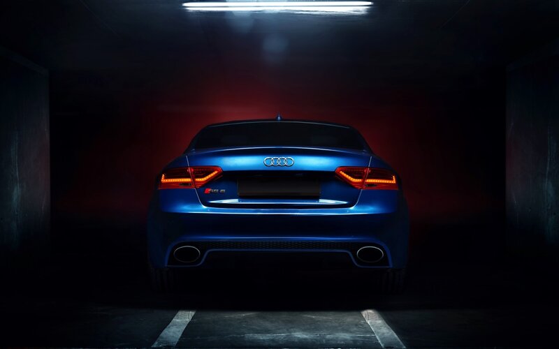 Blue Audi RS6 rear view