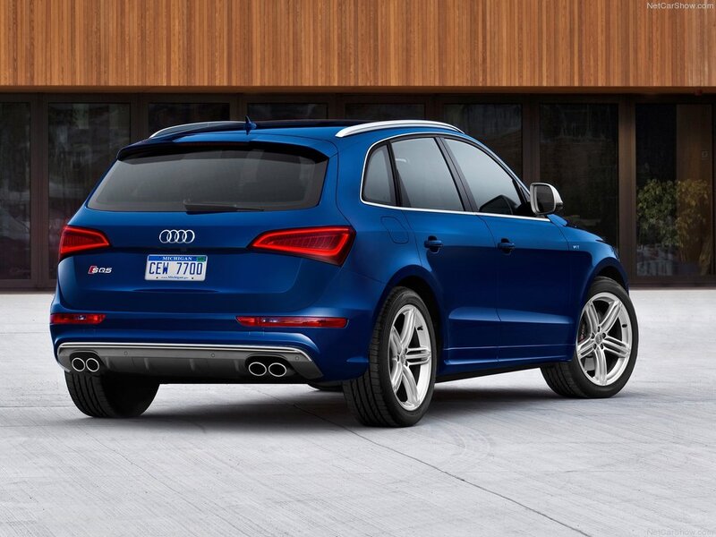 Blue Audi Sq5 Suv — Neutral