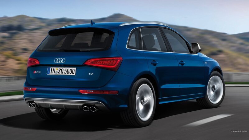 Blue Audi Sq5
