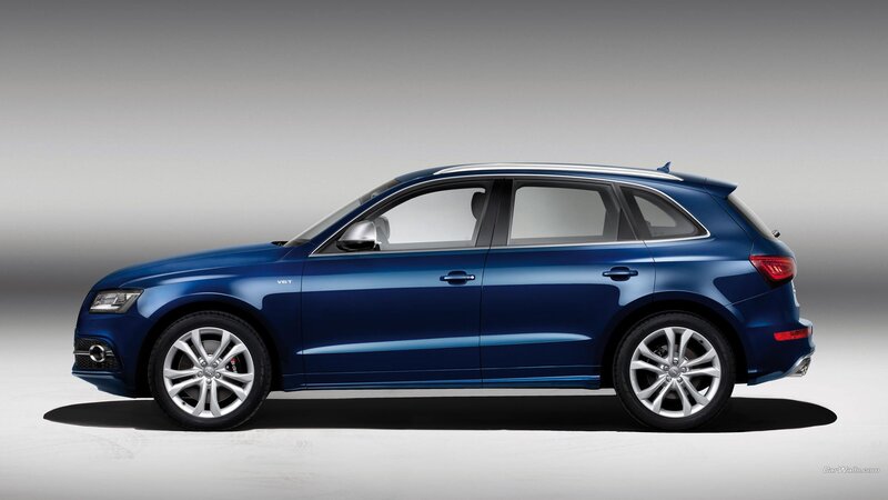 Blue Audi Suv — Neutral, Photograph