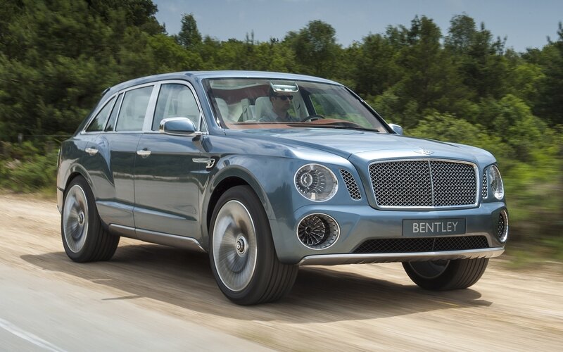 Blue Bentley SUV — Dynamic, Afternoon, Photograph