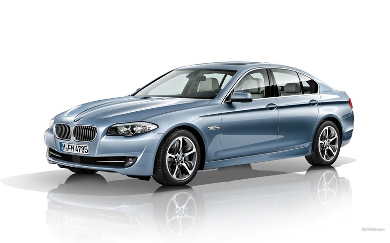 blue bmw 5 series sedan