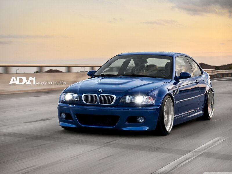 Blue BMW Coupe — Dynamic