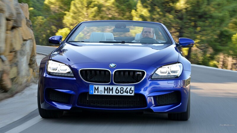 Blue Bmw M6 Convertible — Dynamic
