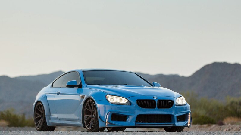 Blue BMW M6 Coupe — Dramatic